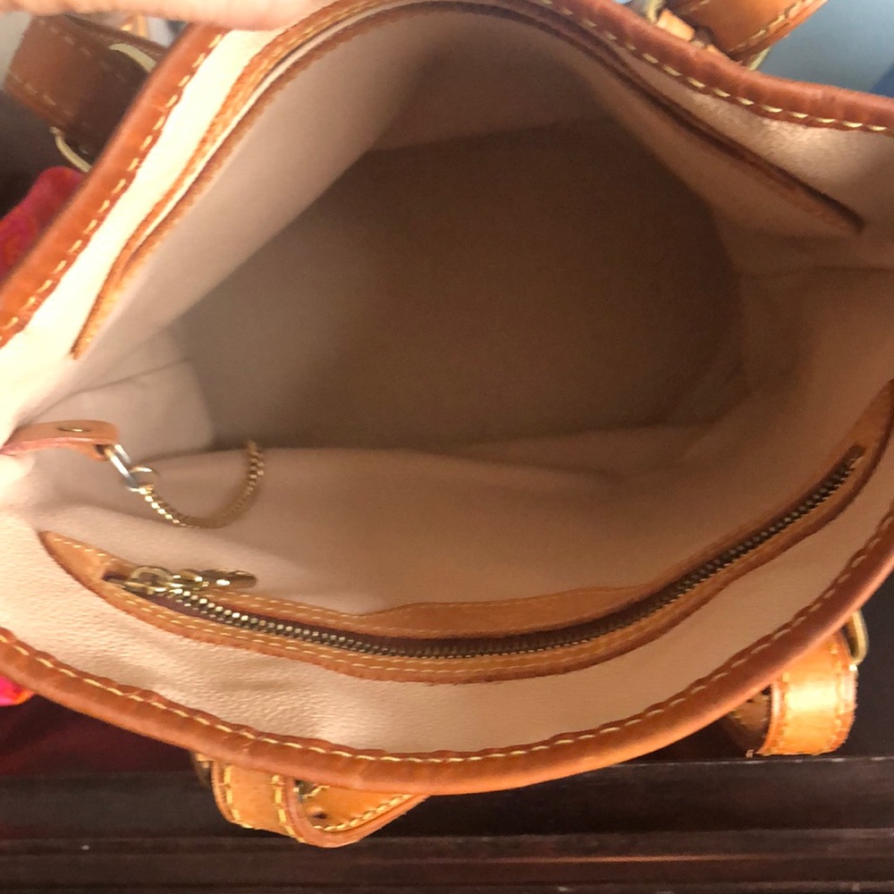 Louis Vuitton small bucket bag - Picture 2 of 4